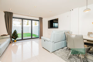 Photo 8- click for photo gallery